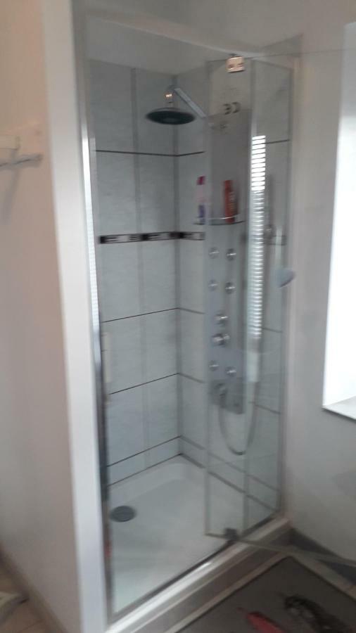 A L'Ombre De La Cascade Apartment Lemberg ภายนอก รูปภาพ